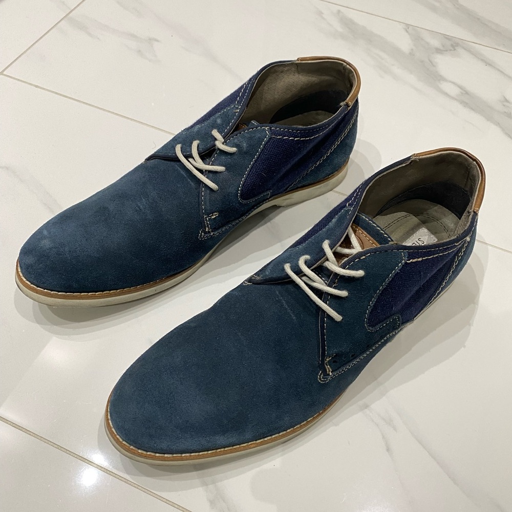 Steve Madden Blue Suede Chukka Boots